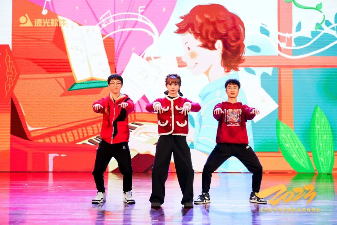 wjsm5z4btlr.jpg wjsm5z4btlr.jpg