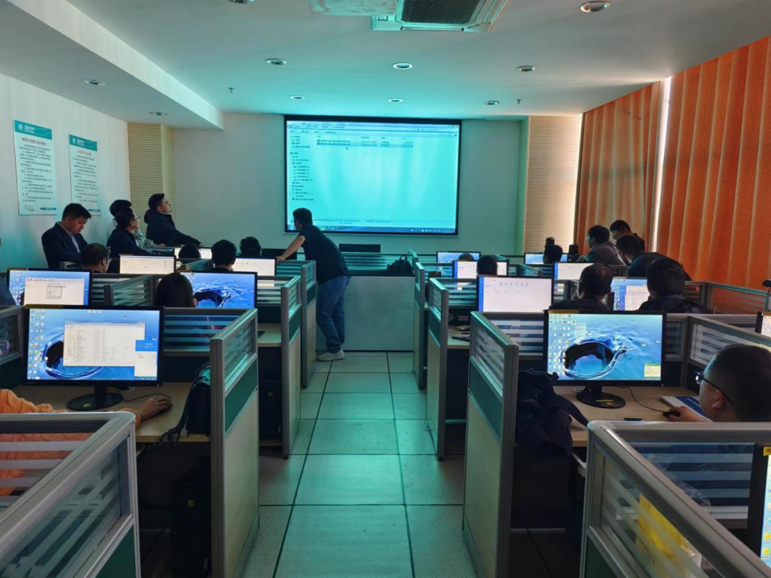 國(guó)網(wǎng)靖江供電RPA機(jī)器人開(kāi)發(fā)者訓(xùn)練營(yíng)：自己動(dòng)手！開(kāi)發(fā)數(shù)字員工