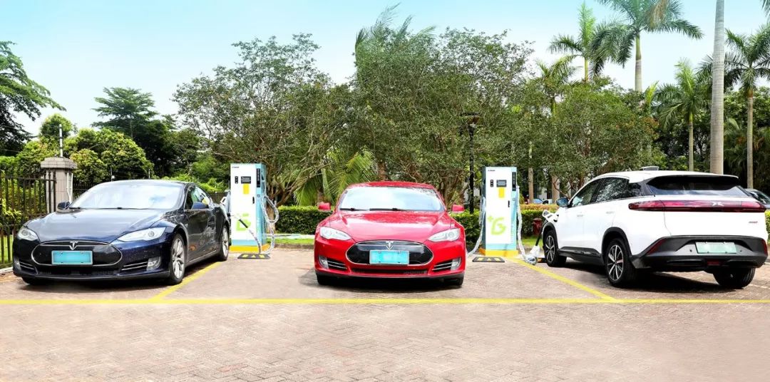 高遠(yuǎn)電能充電站在遠(yuǎn)光軟件園正式投入運(yùn)營(yíng)